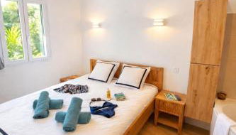 BERGERIE PLAGE Entièrement rénové Prestations Premium Baignoire Balnéo Clim Vue Piscine et parc - Foto 1