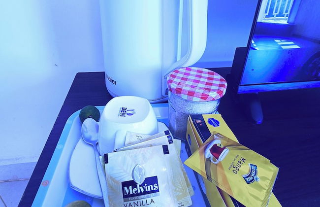 Redhill Cliff Complex - Foto 49