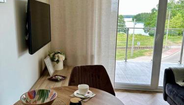 Urokliwy Apartament z dużym tarasem i widokiem na Jezioro Białe - Foto 4