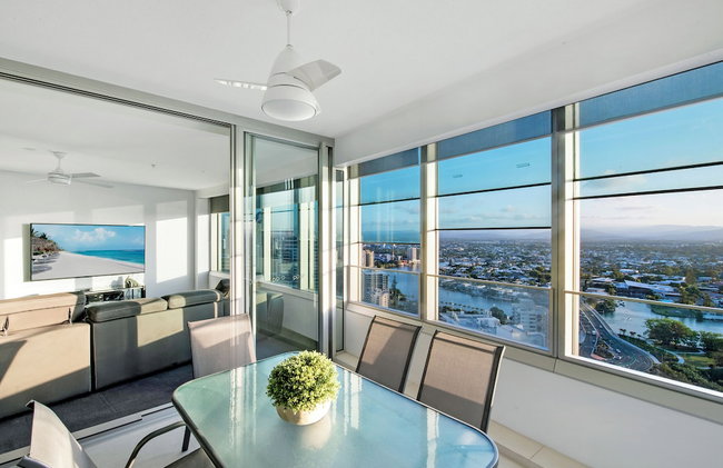 Private Q Tower Apartments - WOWSTAY - Photo 67
