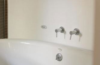 Secluded escape with hot tub, pizza oven, fireplace - Foto 26