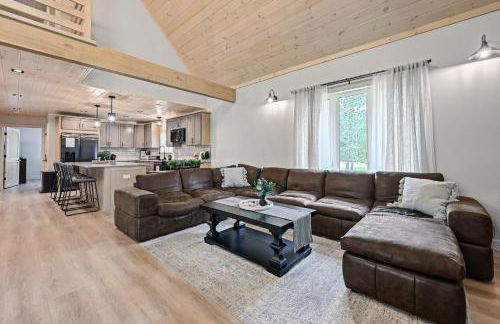 10-Acre Property with Fire Pit and Grill in Arkdale! - Foto 6