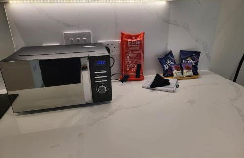 Entire Prestige Apartment in Poole Quay - Free Parking, Fast WiFi, Smart TV & Netflix - Foto 36