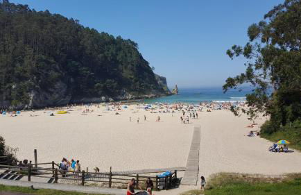 APARTAMENTO EN URBANIZACION con PISCINA CENTRO DE UNQUERA-VAL DE SAN VICENTE IDEAL PAREJAS - Foto 2