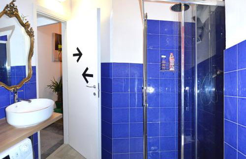 Flat Liberty Turin center Porta Susa, reserved parking - Foto 23