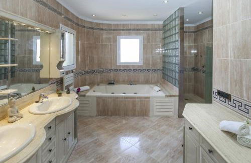 Ibiza Villa Planetcostadorada - Photo 16