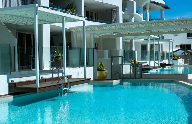 Waters Edge Apartment - Photo 46