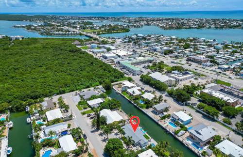 Sea Glass Dreams - Waterfront Pool Home, Mini Golf, Game Room, 110' Dock - Foto 75