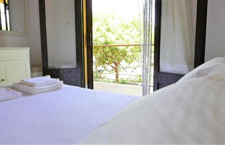 Amarynthos Beachfront Vacation House with garden - Foto 16