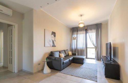Trani with view - roomy apartment with balconies - Foto 2