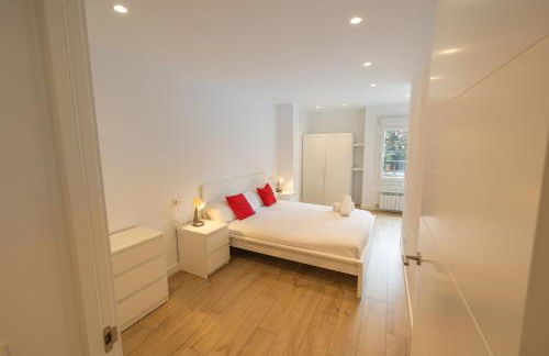 Clínica Universitaria y Hospitales by Clabao - Photo 18