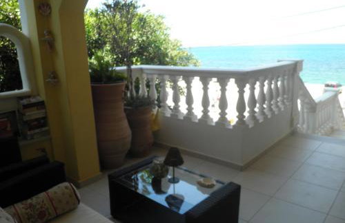 Dimitra's Sea-Crafts Boutique Studios - Photo 43