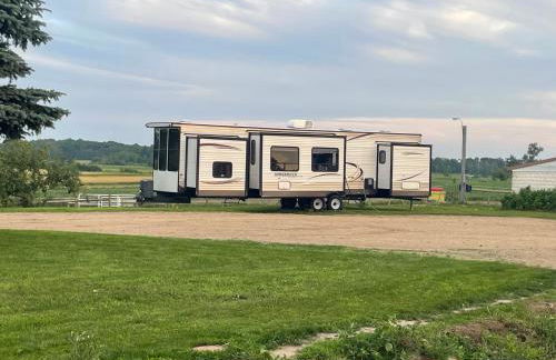 Yahweh Horse Retreat - Photo 1