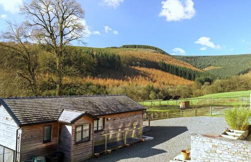 The Old Stables - Photo 1