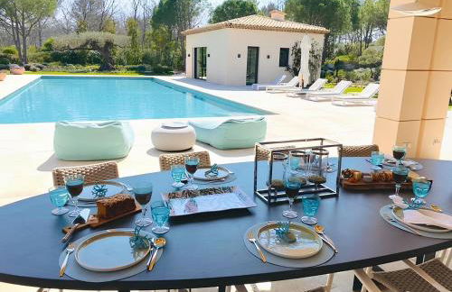 Villa Qalaisie - Luxury Villa for 16 on Terre Blanche Golf Estate - Foto 6