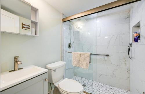 Naples Condo with Pool - Walk to Dining and Beach - Foto 13