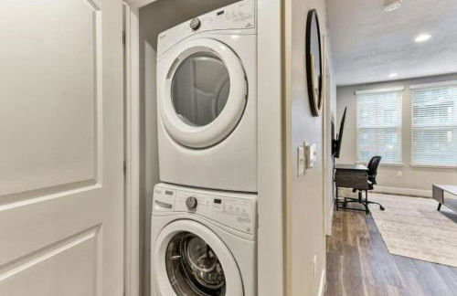 1min Delta - Salt Palace - King Bed - Gym - Parking - Foto 2