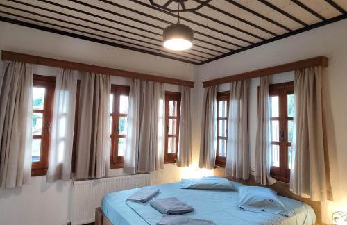 Vrionis House - Photo 16