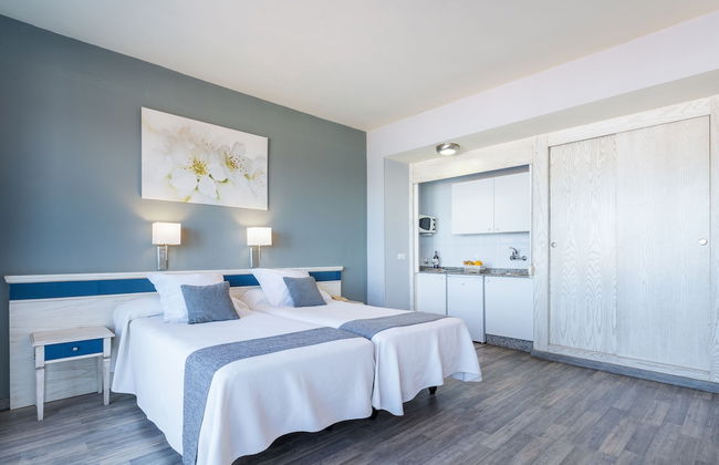 Apartamentos Colón Playa - Photo 23