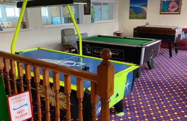 44 Gower holiday village Ty Gŵyr Cosy 2 bedroom Chalet with a seasonal indoor pool - Foto 25