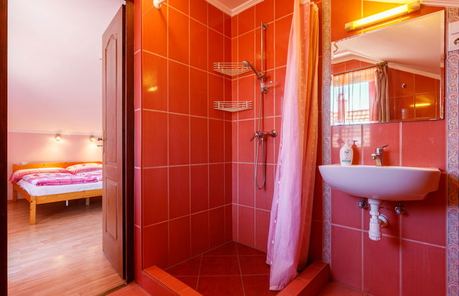 5 bedroom House in Balatonfenyves with garden and terrace - Photo 7