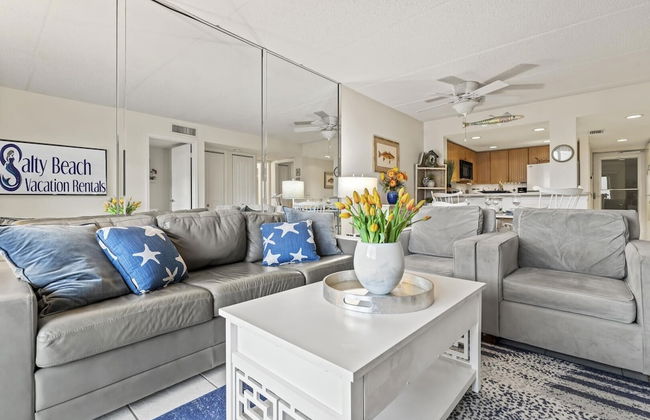 Just Beachy~ocean View~2nd Fl 2 Bedroom Condo by RedAwning - Foto 20