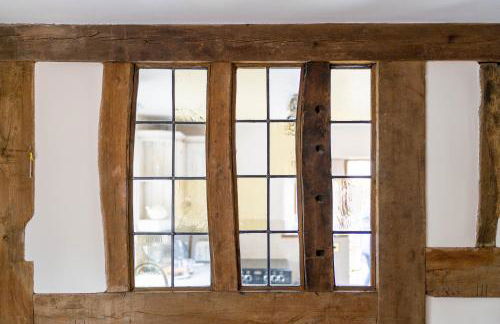 Cotswold Thatched Cottage - Photo 20