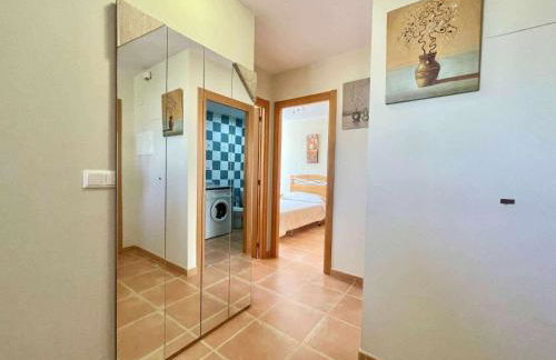 Apartamento con vistas al mar piscina padel - Foto 18