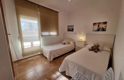 Casa Gloria con gran patio y acceso directo a piscina - Foto 9