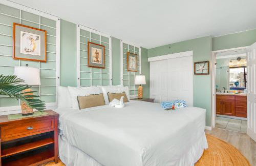 Mountain View Condo with King or Queen Bed and Parking - Photo 50