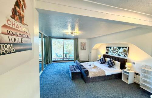 Indoor Heated Pool - Large Family Home - Sleeps 12 - Near Bournemouth Beach - Photo 15