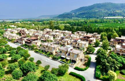 Pizzo Beach Club two bed Apartments 57F - Photo 14