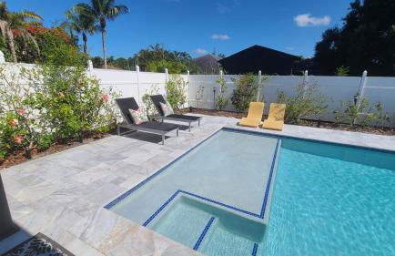 PoshPadz Pool Villa, Hot Tub, Near Beach, Sleeps 6 - Photo 11