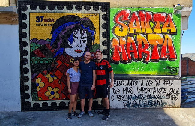 Tour por la favela Santa Marta con comida o partido de fútbol - Foto 2