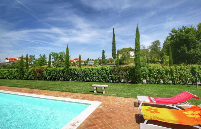 Tuscan Style Apartment with View of the Hills - Foto 18