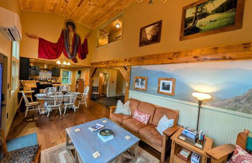 Secluded Lodge - Hot Tub, Views, Arcade - Foto 9