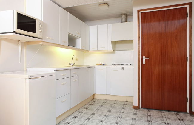 Tranquil Farmhouse near Forest in Ulicoten with Terrace - Foto 6