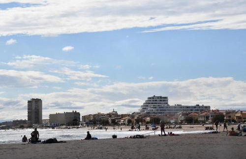 Maison 6 personnes climatisée dans résidence avec piscine à 900 M des plages - Foto 2