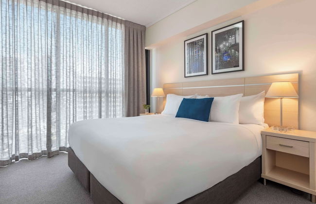 Oaks Brisbane on Charlotte Suites - Photo 18