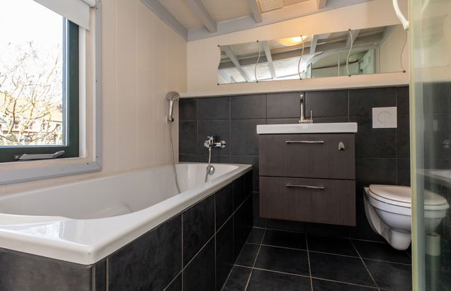 Romantic Holiday Home With Garden - Foto 8