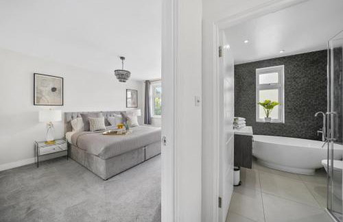 Clarence House-Windsor-Parking-5 bed - Photo 17