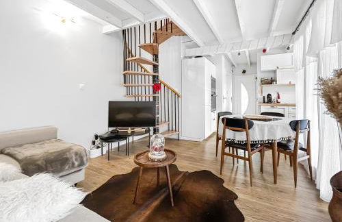 Refuge Montagnard - Terrasse et Local à Ski ou Vélo - Foto 3