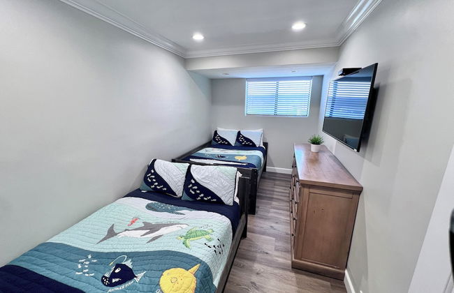 5 Bedroom plus loft room, 3 Bath home - Photo 1