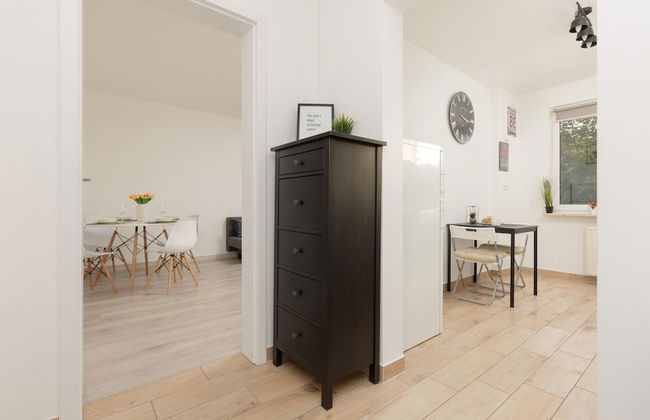 Kopcińskiego Apartment Warsaw by Renters - Photo 72