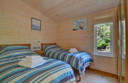 2 Bed in Weybourne oc-1628 - Photo 5