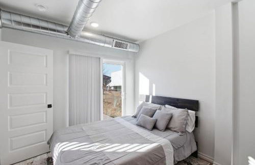 Modern 2BR Near Downtown OKC home - Foto 18