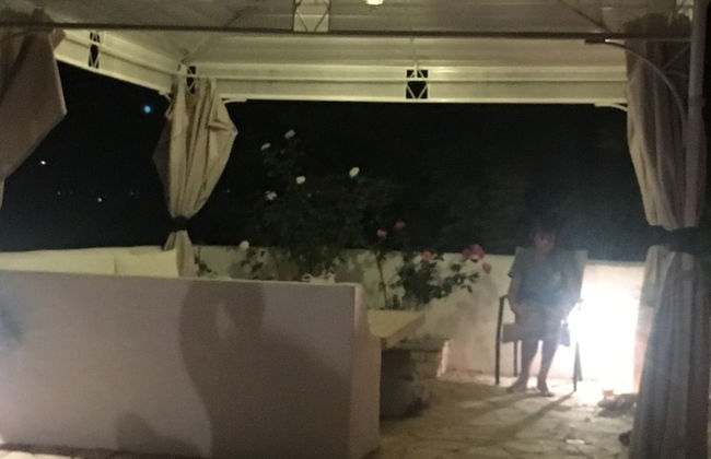 Flower House - Photo 23