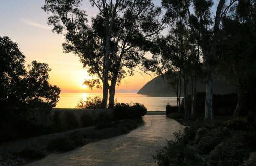 Aeolos beachfront family residence - Foto 47