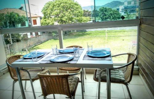 Apartamento de 2 quartos a 3 minutos a pé da praia de Cachoeira de Bom Jesu com águas calmas - Foto 3