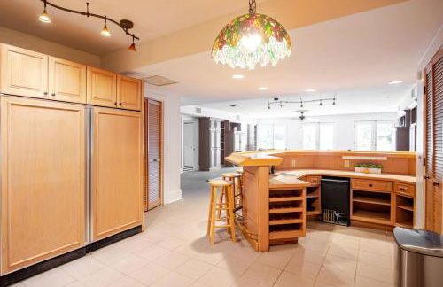 NEW Luxury Country Club Hot tub Gym Pool House Outdoor Kitchen EVENTS - Foto 52